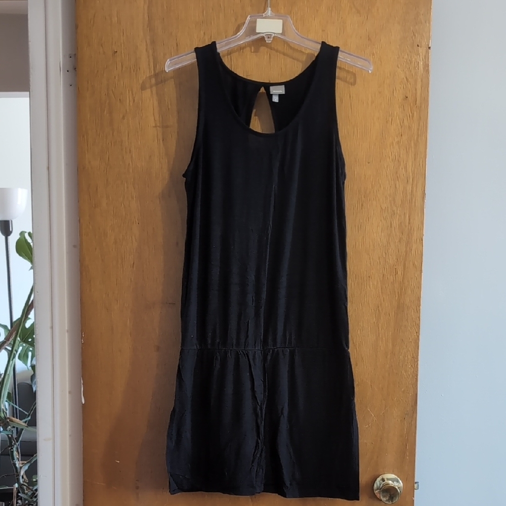 Elegant Black Sleeveless Dress